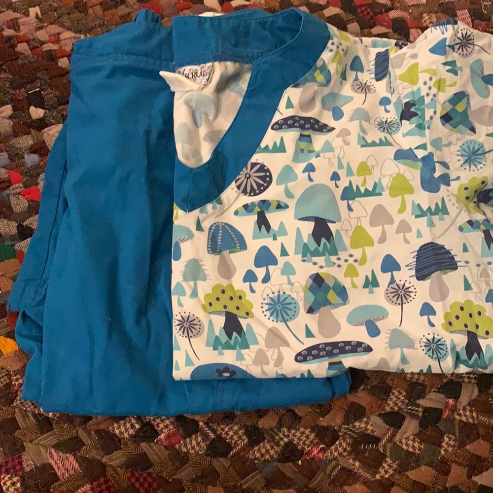 Scrub outfit matching